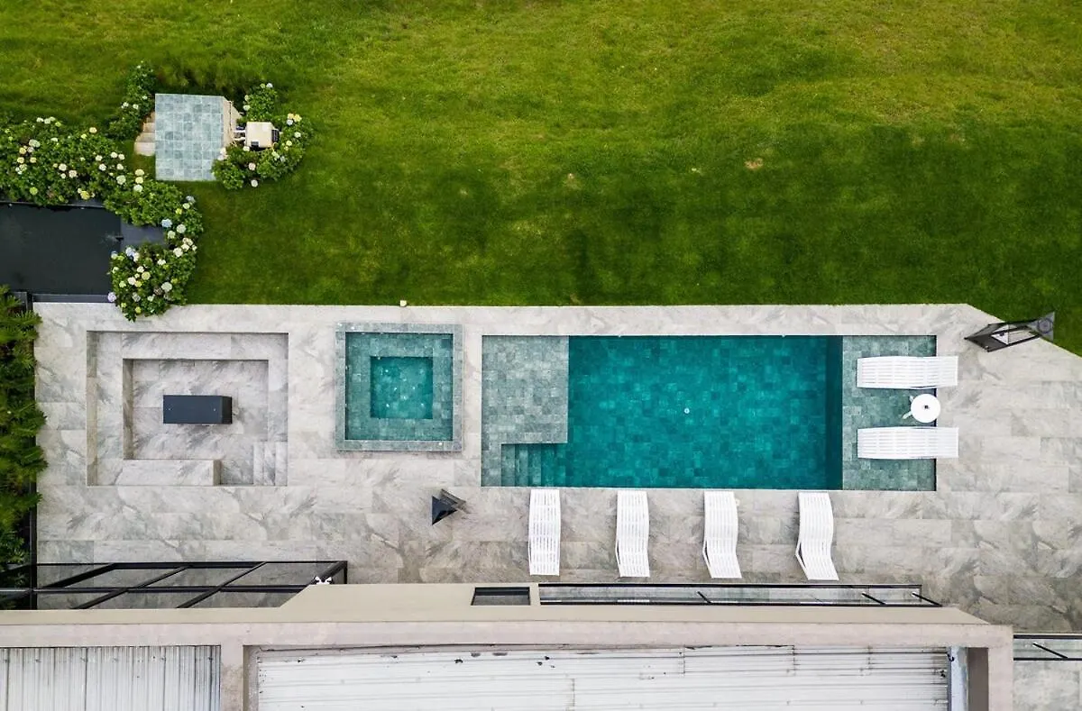 Vila This Exquisite Retreat In Medellín