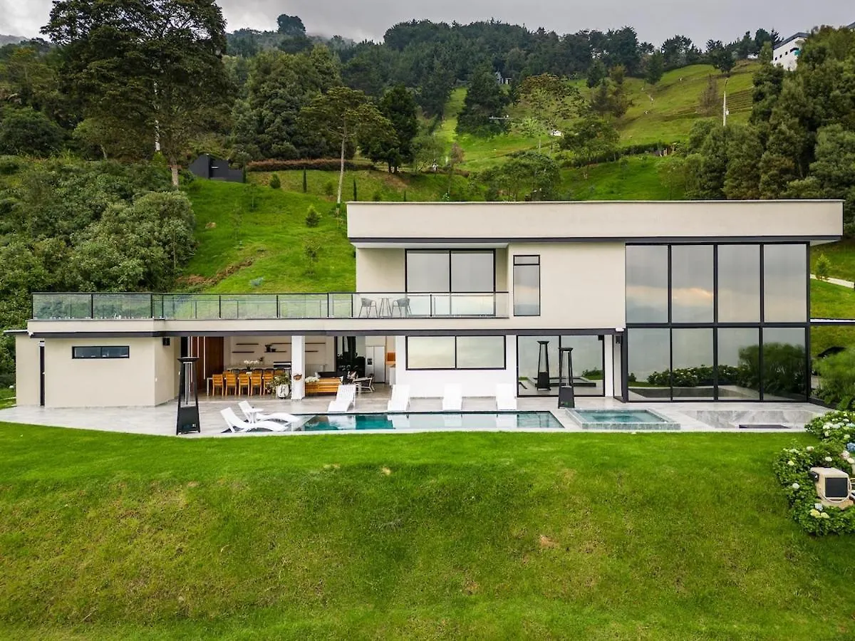 Vila This Exquisite Retreat In Medellín